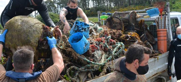 PLANCTON, limpieza de fondos en Guidoiro Areoso